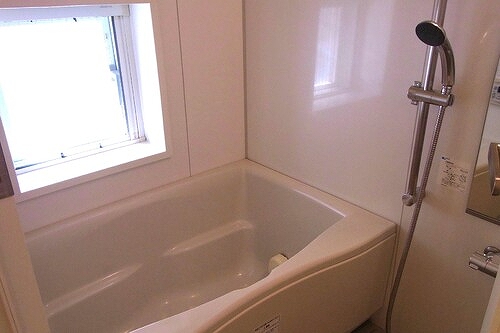 バス・シャワールーム　浴室　※2012年11月撮影