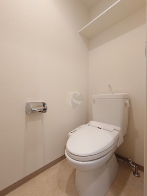 トイレ　AkisCourt