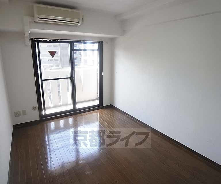 居室・リビング　開放感のあるお部屋です。