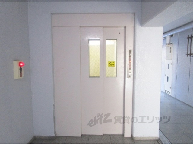 その他　エレベーター