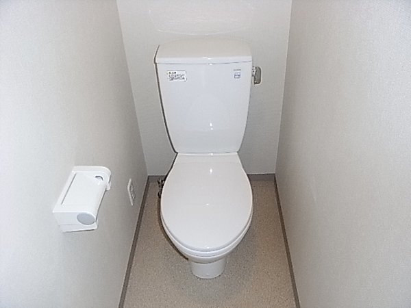 トイレ　※別室参考写真