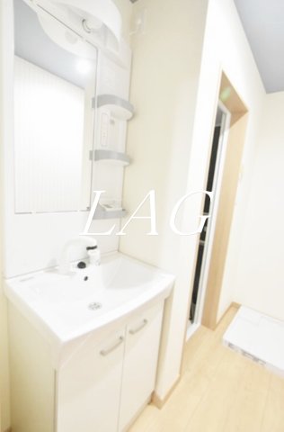 洗面設備　独立洗面台です。