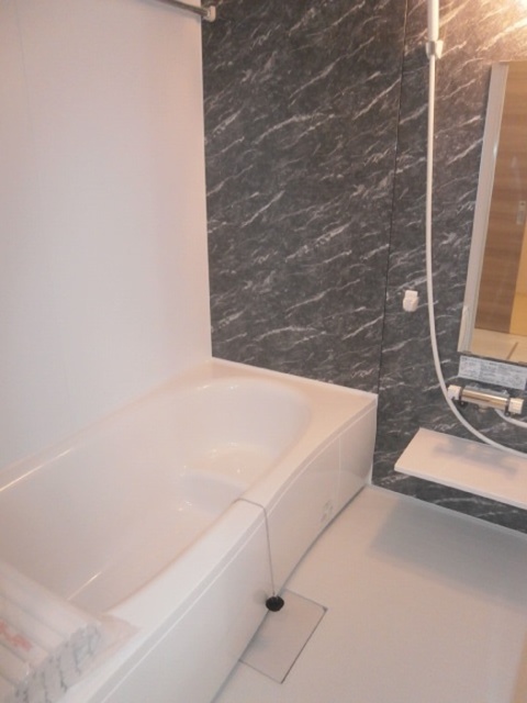 バス・シャワールーム　浴室