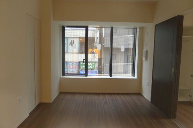 居室・リビング　６畳のお部屋です