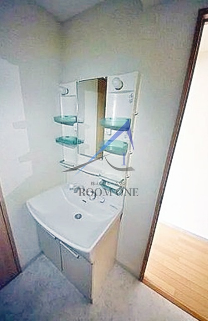 洗面設備　洗面台です。