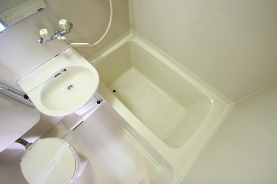 バス・シャワールーム　※写真は別号室です