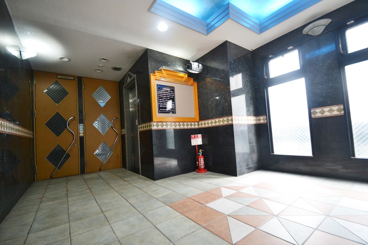 セキュリティ　オシャレなロビーＢＧＭも流れています！