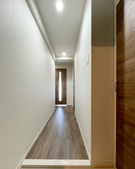 玄関　☆シューズボックス付き玄関スペース☆