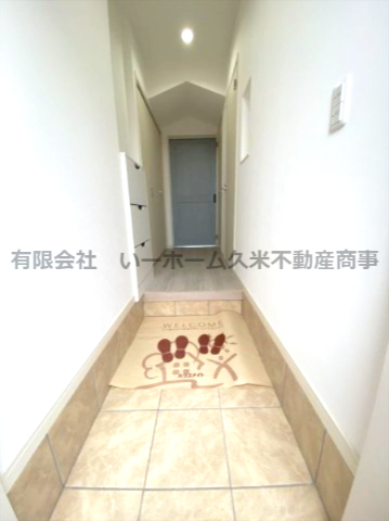 玄関　明るい玄関です