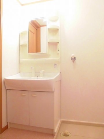 洗面設備　忙しい朝には欠かせない洗面所です