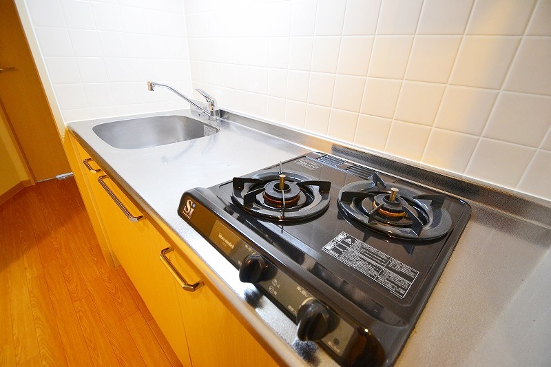 キッチン　２口ガスシステムキッチン