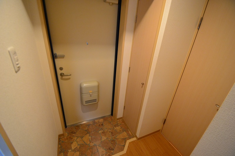 玄関　玄関収納です