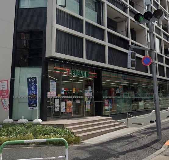 コンビニ　セブンイレブン北大塚1丁目西店（コンビニ）まで50m