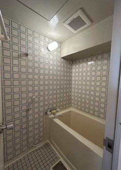 バス・シャワールーム　お風呂です