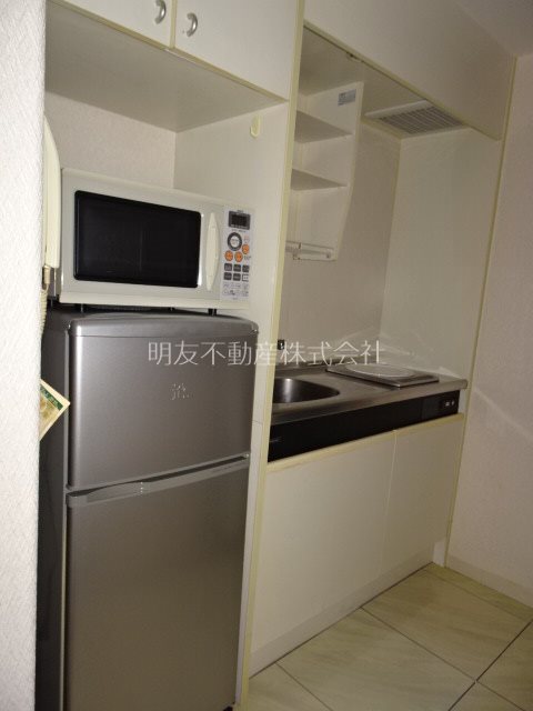キッチン　冷蔵庫・電子レンジ付き