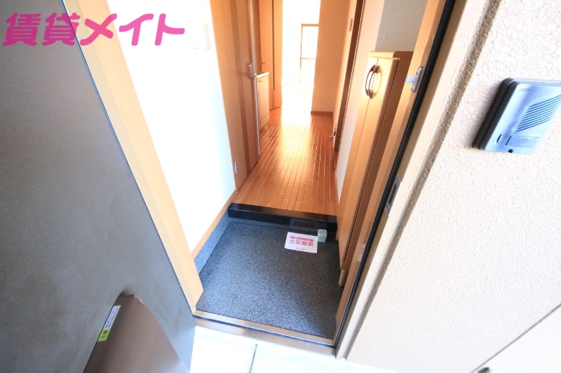 玄関　同物件別室の画像です