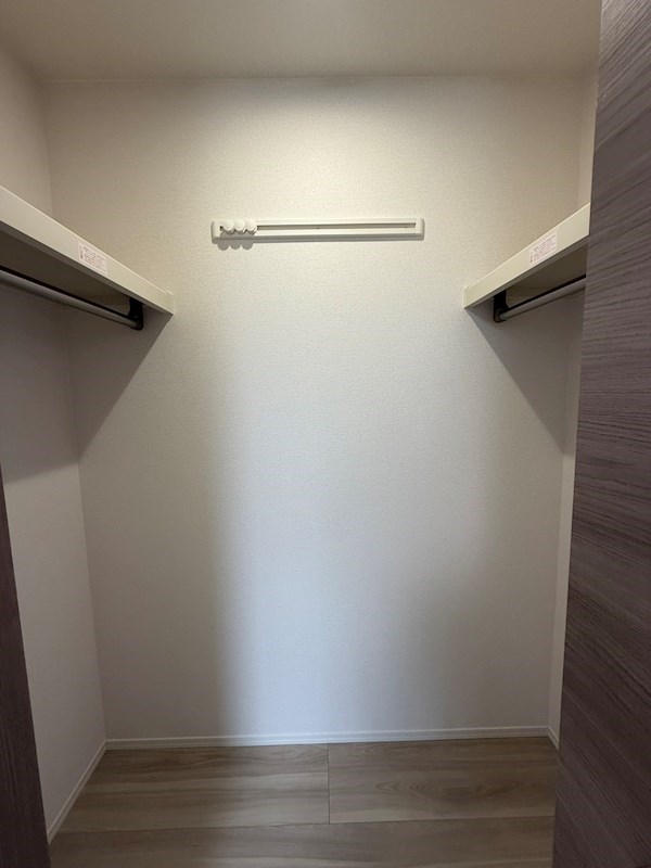 収納　（参考写真）同じ間取の別のお部屋です