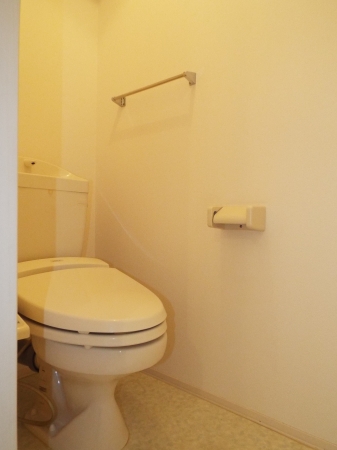 トイレ　ゆったりとした空間のトイレです