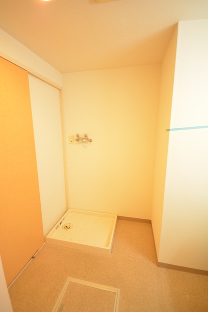 その他設備　＊参考写真＊洗濯機置き場