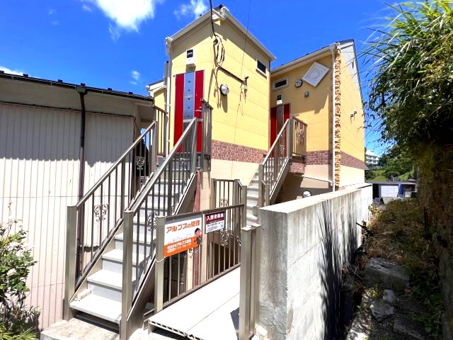 建物外観　おしゃれなデザイナーズアパート