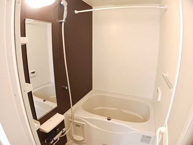 バス・シャワールーム　きれいなお風呂です