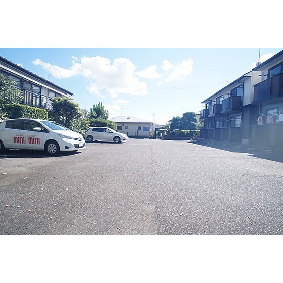 駐車場　１台込み無料♪