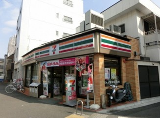 コンビニ　セブンイレブン 横浜井土ヶ谷下町店（コンビニ）まで236m