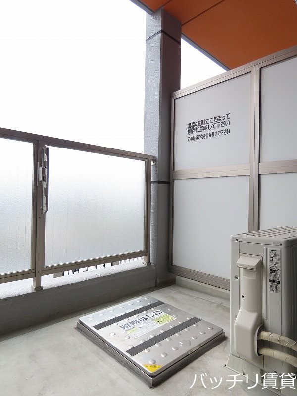 バルコニー　※同型タイプの為現状優先