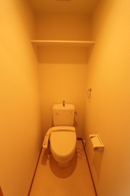 トイレ　同タイプ・参考写真