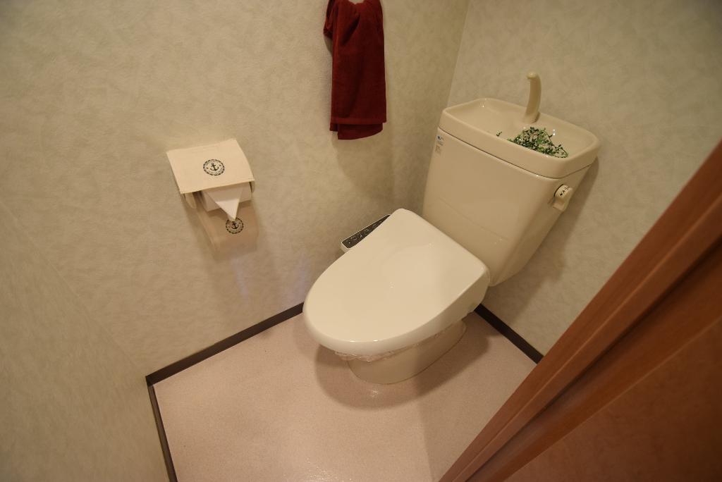 トイレ　シャワー付トイレ