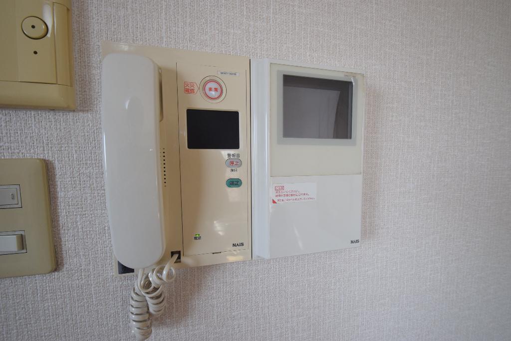 セキュリティ　カメラ付インターホン