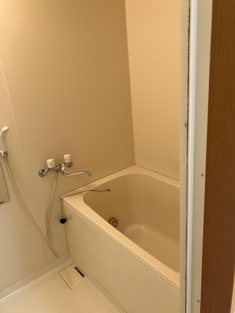 バス・シャワールーム　別号室イメージ写真