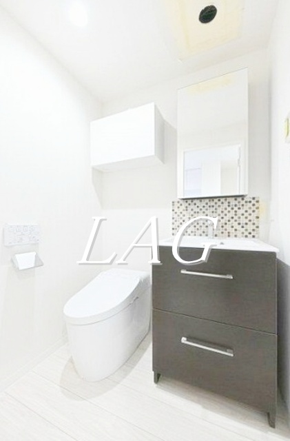 洗面設備　独立洗面台です。