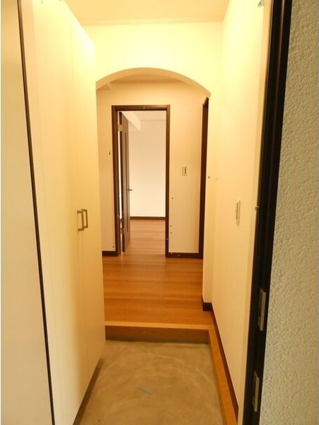 玄関　初期費用分割可★ご希望の場所まで無料送迎サービス付♪