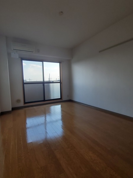 居室・リビング　※同一タイプ