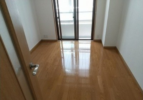 居室・リビング　※別部屋の参考写真です。