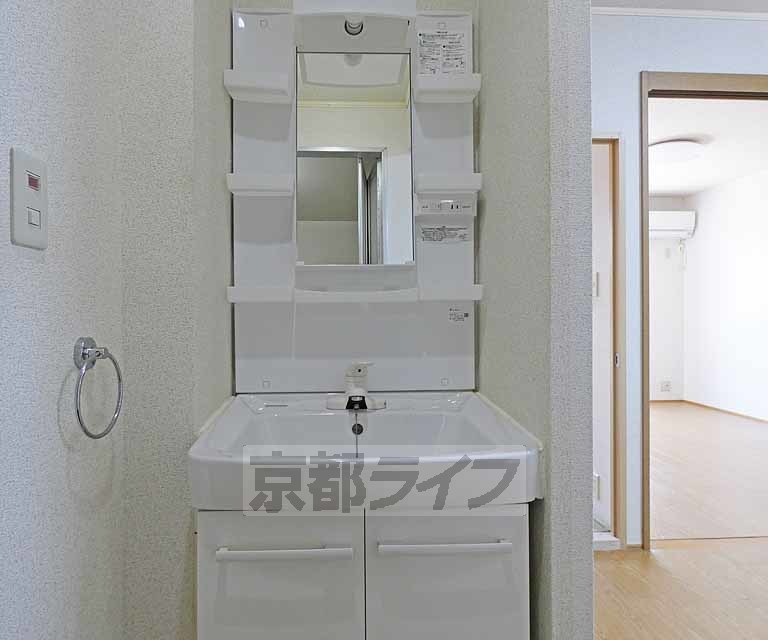 洗面設備　洗面台です。