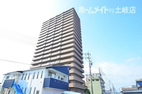 建物外観　外観写真（昼）