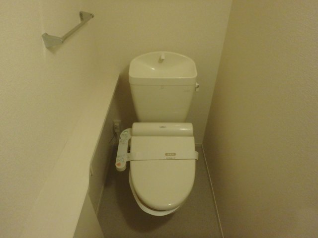 トイレ　シンプルで使いやすいトイレです