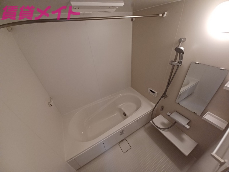 バス・シャワールーム　別部屋参考写真です