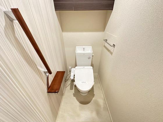 トイレ　※別部屋の写真です
