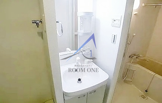 洗面設備　洗面台です。