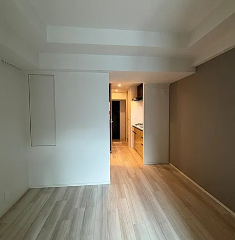居室・リビング　※別部屋の参考写真です。