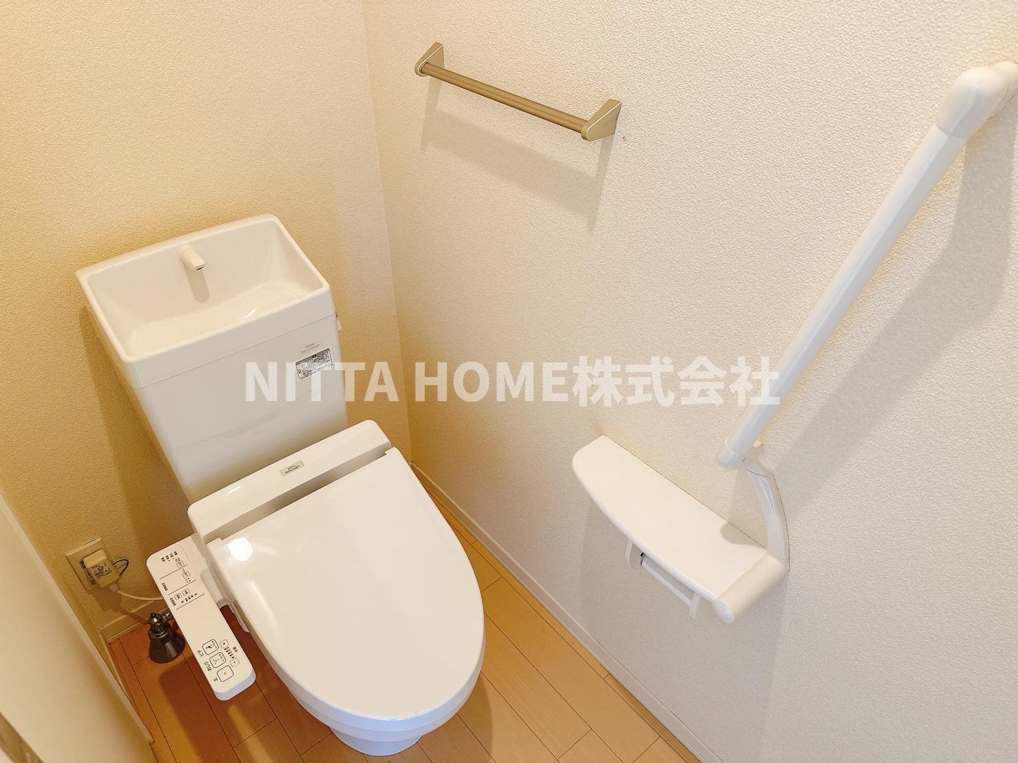 トイレ　もちろんウォシュレット付きのトイレですよ◎