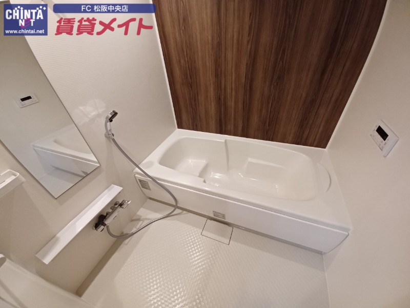 バス・シャワールーム　同型参考写真