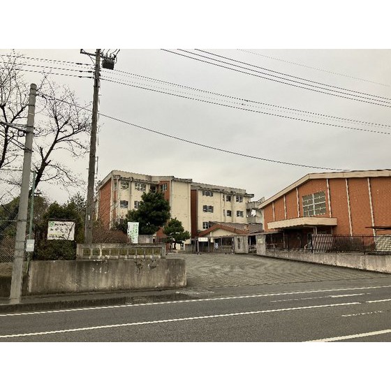 小学校　高崎市立矢中小学校（小学校）まで516m