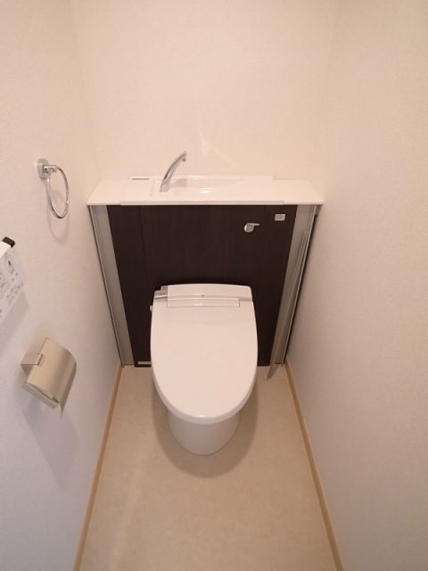 トイレ　シンプルなトイレ！
