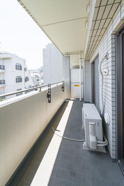 バルコニー　写真は同タイプ住居です