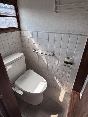 上住吉1丁目長屋のトイレ写真