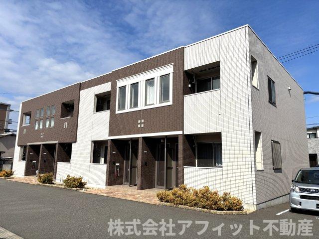 建物外観　グラード・鉄骨造